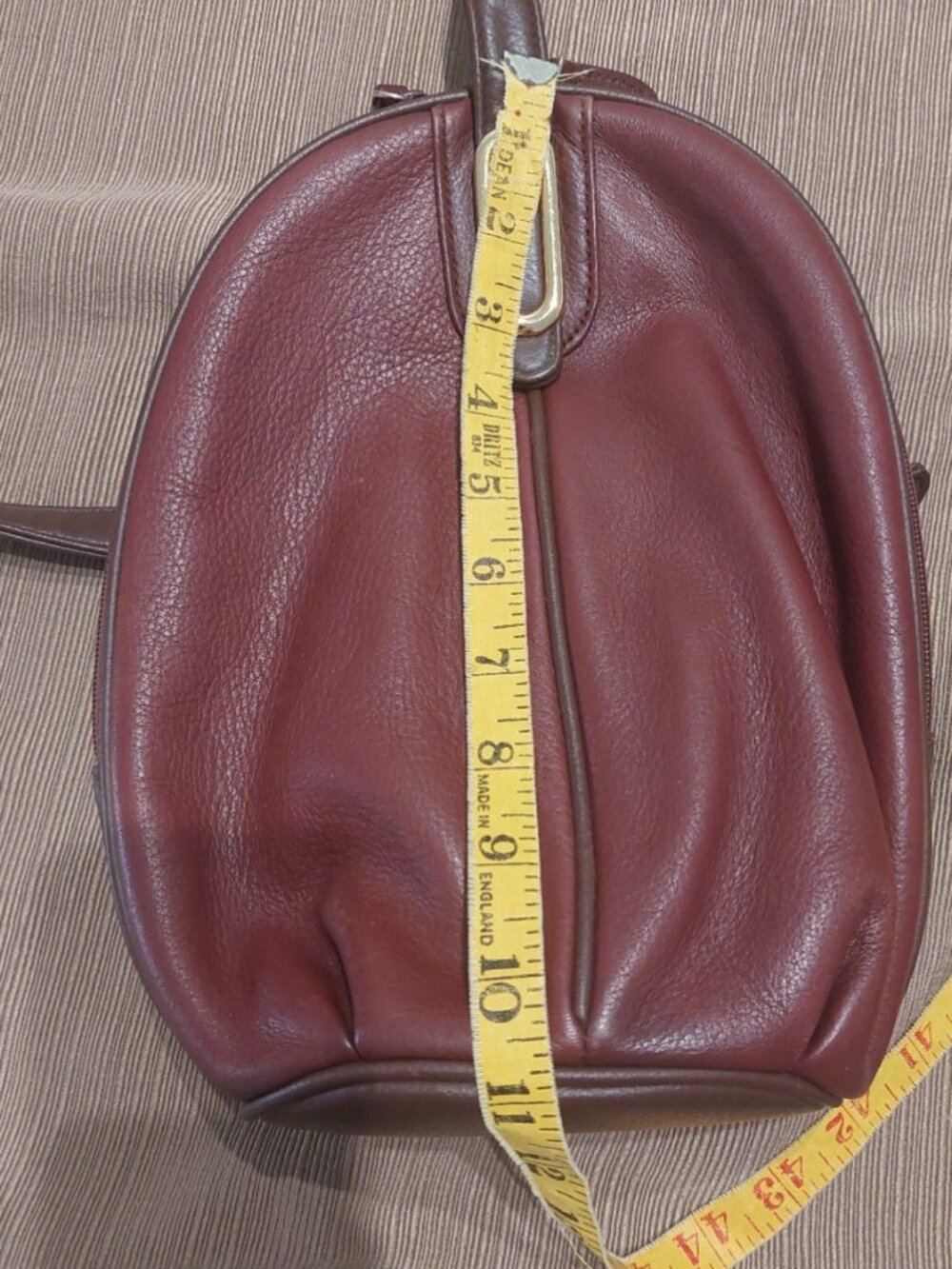 Vintage Aurielle Leather Sling Bag – Excellent Condition - Picture 4 of 6